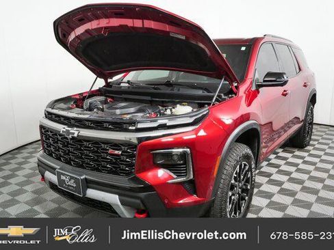 Certified 2024 Chevrolet Traverse Z71 w/ Enhanced Driving Package AWD/4WD image 31