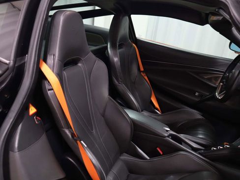 Used 2019 McLaren 720S Luxury image 13