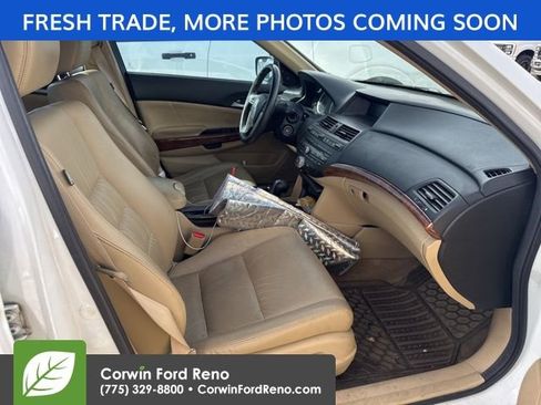 Used 2011 Honda Accord EX-L image 10