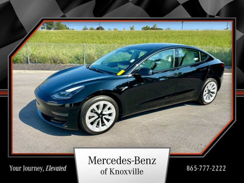 Used 2021 Tesla Model 3 Standard Range Plus RWD image 1