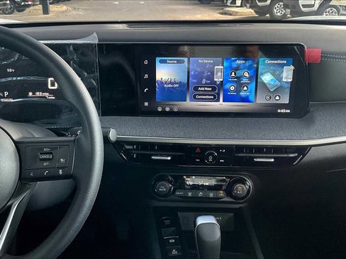 New 2026 Nissan Kicks SV image 6