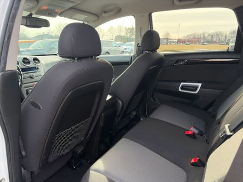 Used 2014 Chevrolet Captiva Sport LS image 30