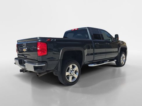 Used 2018 Chevrolet Silverado 2500 LT w/ All Star Edition image 3
