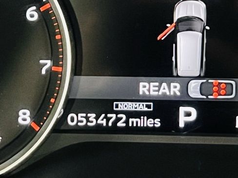 Used 2024 Mitsubishi Outlander SE image 11