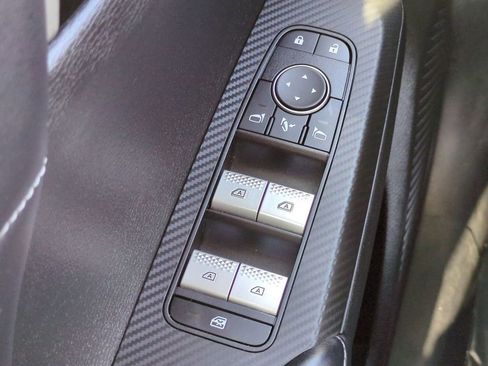 Used 2024 Mitsubishi Outlander SE image 26