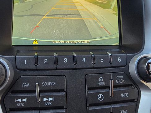 Used 2016 Chevrolet Equinox LT w/ Convenience Package FWD image 8