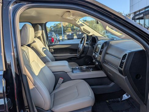 Used 2021 Ford Expedition Max Limited AWD/4WD image 11