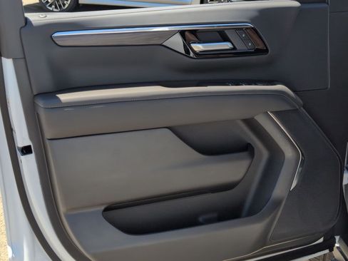 New 2026 Chevrolet Tahoe LS AWD/4WD image 22
