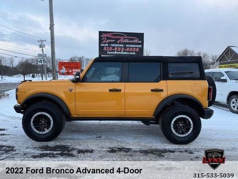 Used 2022 Ford Bronco Badlands w/ Sasquatch Package image 2