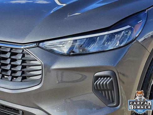 Used 2025 Ford Escape ST-Line image 12