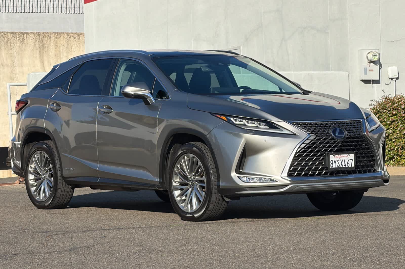 Used 2022 Lexus RX 450h AWD w/ Luxury Package image 5