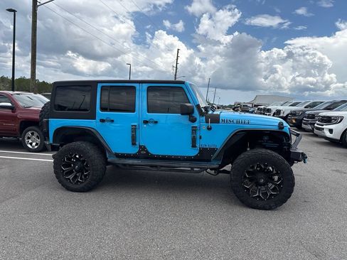 Used 2018 Jeep Wrangler Unlimited Sport S AWD/4WD image 1