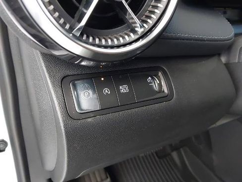 New 2026 Chevrolet Equinox LT w/ Convenience Package II FWD image 24