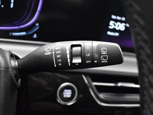 Used 2025 Kia Seltos S FWD image 25
