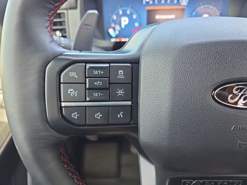 Used 2025 Ford F150 Raptor AWD/4WD image 16