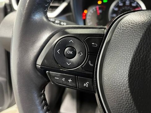 Used 2020 Toyota Corolla SE w/ SE Premium Package FWD image 25