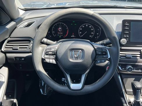 Used 2018 Honda Accord EX image 21