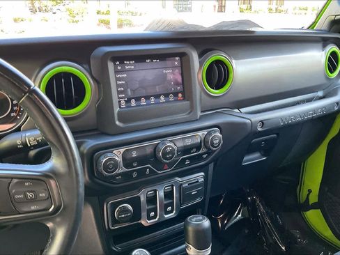 Used 2021 Jeep Wrangler Willys image 7