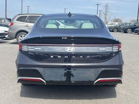 New 2026 Hyundai Sonata SEL FWD image 34