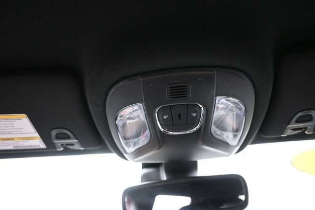 Used 2023 Jeep Compass Limited AWD/4WD image 12