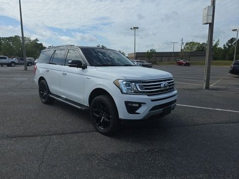 Used 2020 Ford Expedition XLT w/ Equipment Group 202A image 1