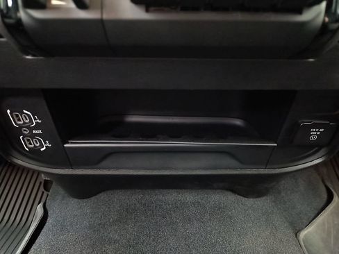 Used 2026 RAM 2500 Tradesman AWD/4WD image 27
