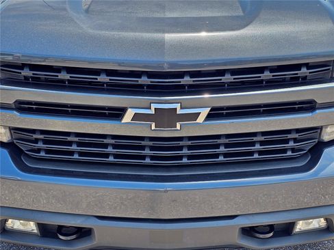 Used 2021 Chevrolet Silverado 1500 RST w/ Z71 Off-Road Package AWD/4WD image 3