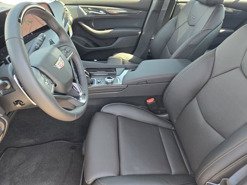 New 2026 Cadillac CT5 Sport image 9