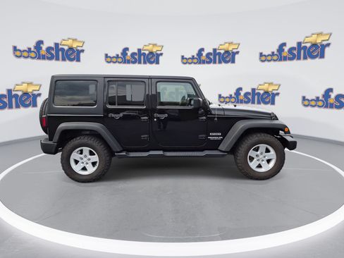 Used 2017 Jeep Wrangler Unlimited Sport w/ Quick Order Package 24S AWD/4WD image 2