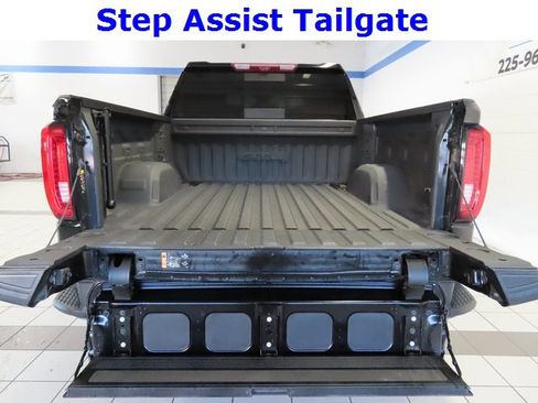 Used 2023 GMC Sierra 1500 AT4 w/ AT4 Premium Package image 43