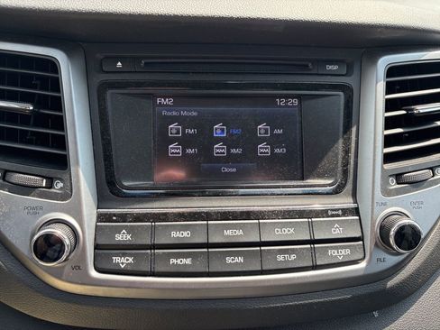 Used 2017 Hyundai Tucson Sport AWD/4WD image 19