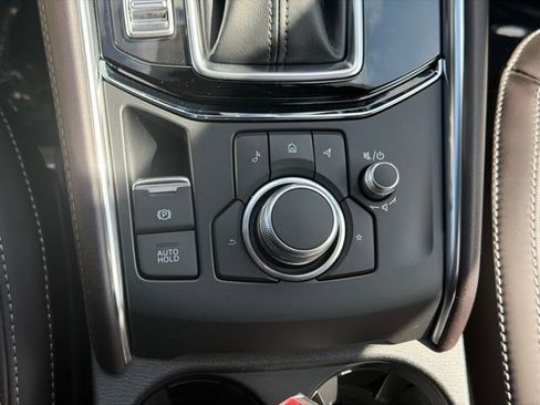 Used 2025 MAZDA CX-5 Signature image 18