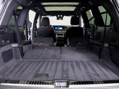 Used 2025 Mercedes-Benz GLS 450 4MATIC image 15