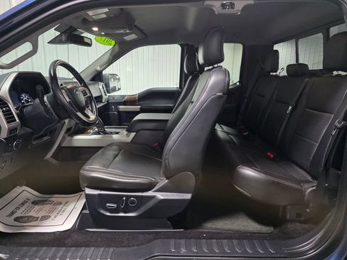 Used 2017 Ford F150 Lariat w/ Equipment Group 502A Luxury AWD/4WD image 11