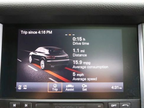 Used 2017 Porsche Macan S image 38