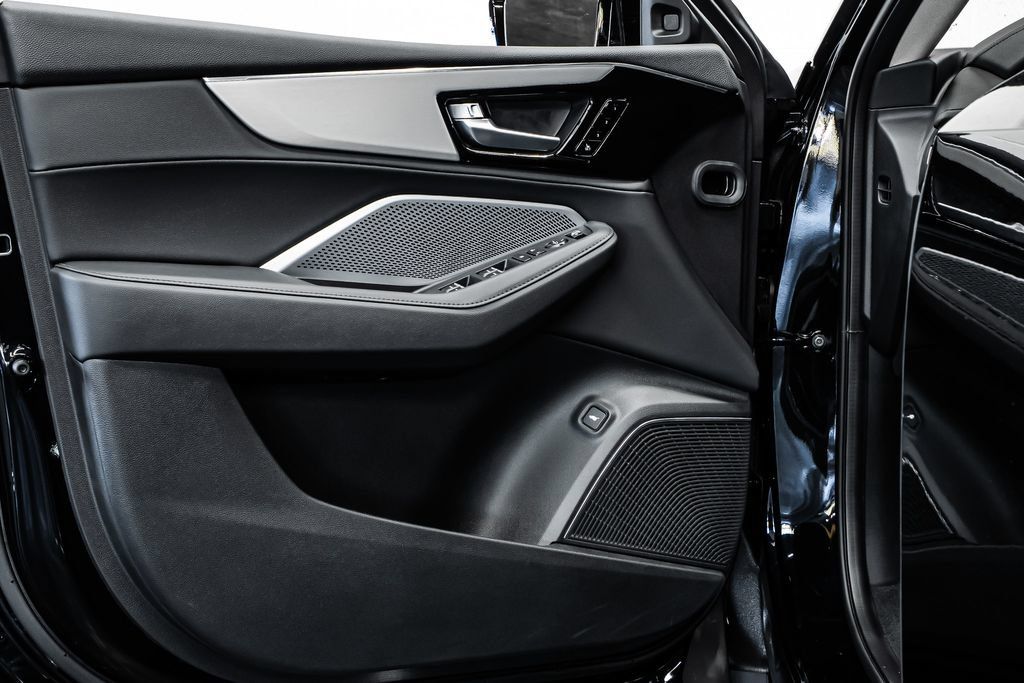 New 2026 Acura MDX FWD image 9