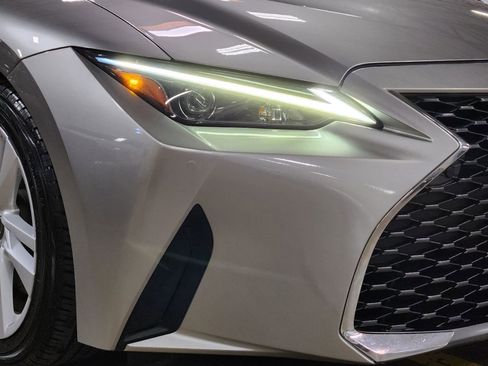 Used 2022 Lexus IS 300 w/ Comfort Package image 13