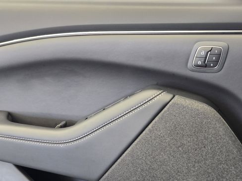 New 2025 Ford Mustang Mach-E Premium image 31