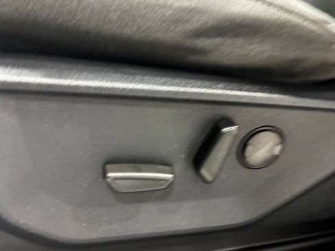 Used 2022 Ford F150 XLT w/ Equipment Group 302A High AWD/4WD image 21