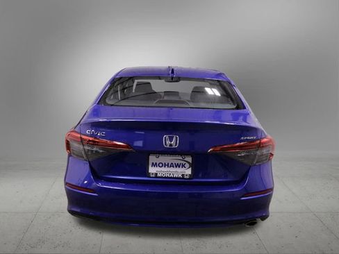Used 2022 Honda Civic Sport image 5
