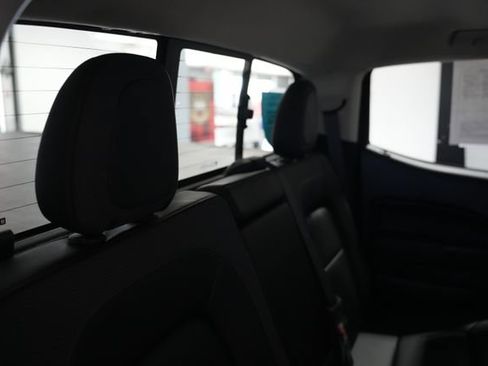 Used 2022 GMC Canyon AT4 w/ Trailering Package AWD/4WD image 17