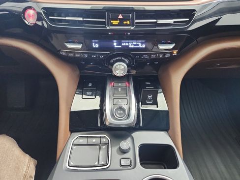 Used 2022 Acura MDX FWD w/ Technology Package image 23