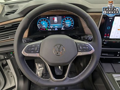 Used 2024 Volkswagen Atlas SE AWD/4WD image 22