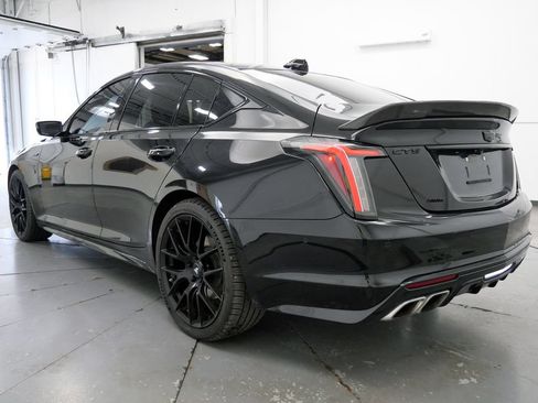 Used 2023 Cadillac CT5 V w/ Platinum Package AWD/4WD image 5