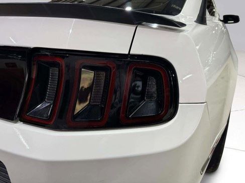 Used 2013 Ford Mustang Boss 302 w/ Boss 302 Accessory Pkg RWD image 15