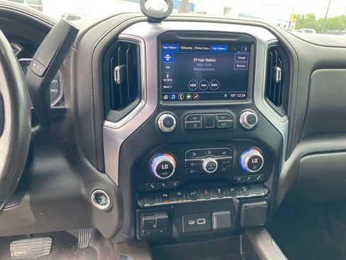 Used 2019 GMC Sierra 1500 SLT w/ SLT Premium Package AWD/4WD image 12