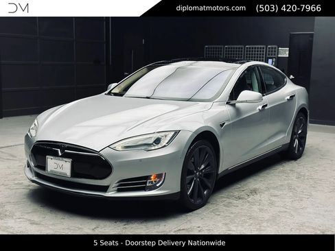 Used 2014 Tesla Model S RWD image 1