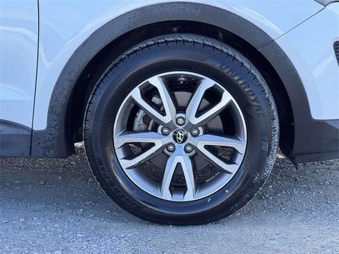 Used 2014 Hyundai Santa Fe Sport 2.0T image 29