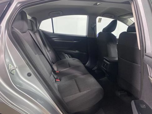 Used 2025 Toyota Camry LE FWD image 9