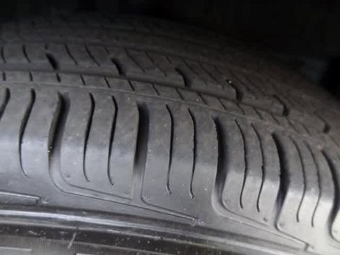 Used 2023 Toyota Corolla Cross L image 16